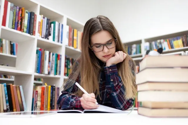 Zarządzanie - studia anglojęzyczne. Gdzie studiować?